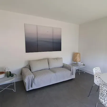 Apartment T2 Moderne ,design, Neuf, Climatise Avec Piscine La Grande-Motte