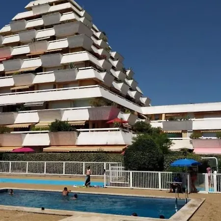 T2 Moderne ,design, Neuf, Climatise Avec Piscine La Grande-Motte